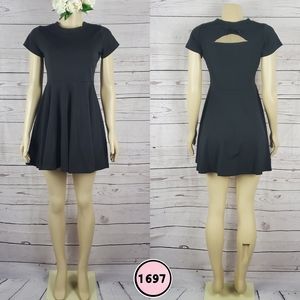 black medium casual dress